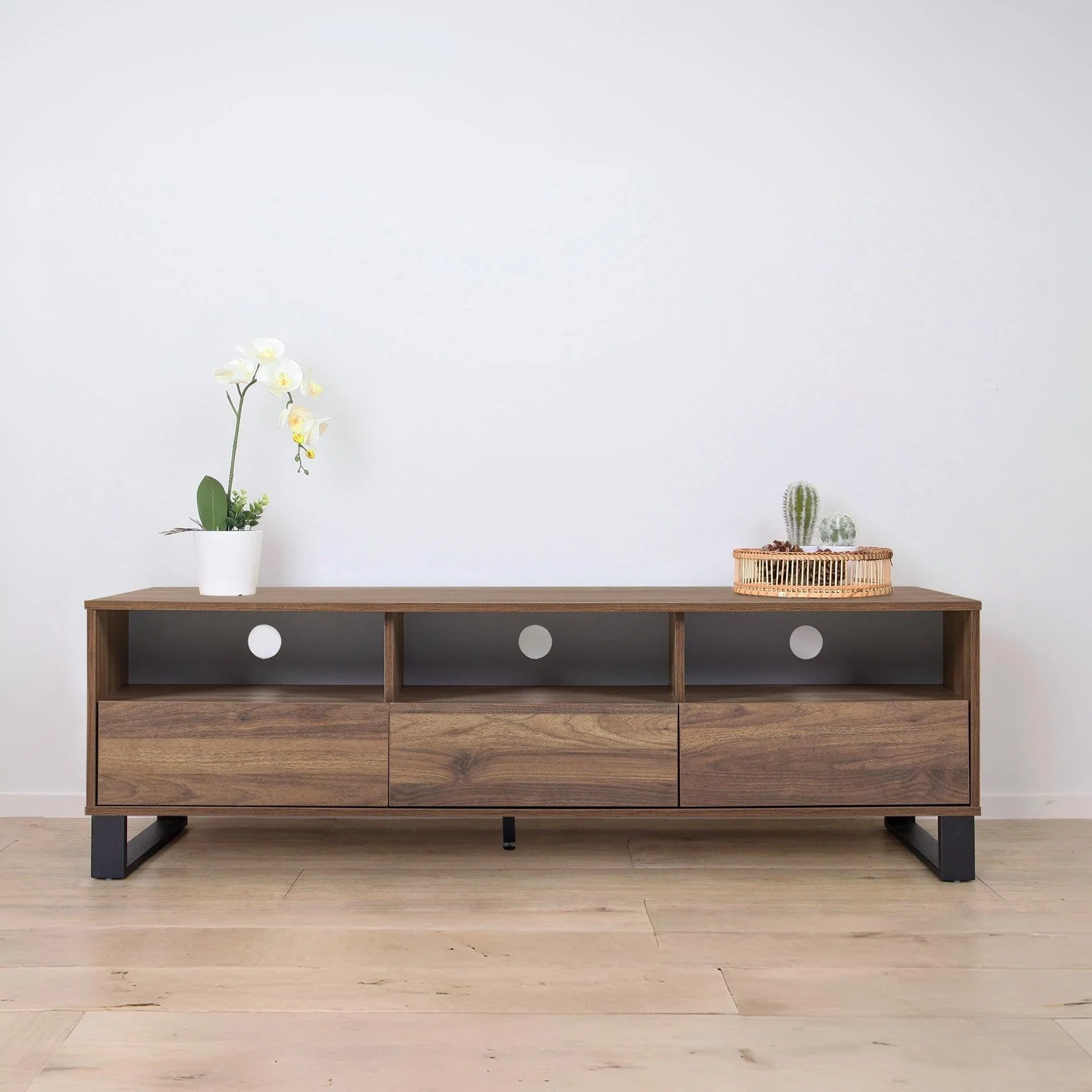 Frohna 1.6m Entertainment Unit - Walnut - Image 5